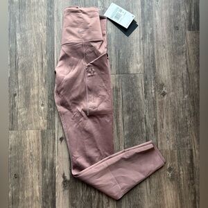 NWT Womens NIKE Mauve Workout Leggings